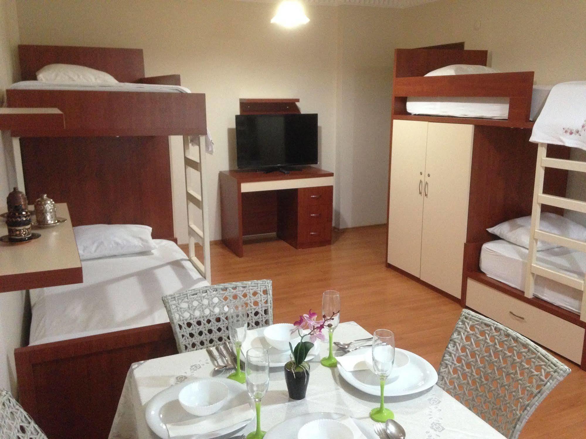 Nazli Apartment ทรับซอน ภายนอก รูปภาพ